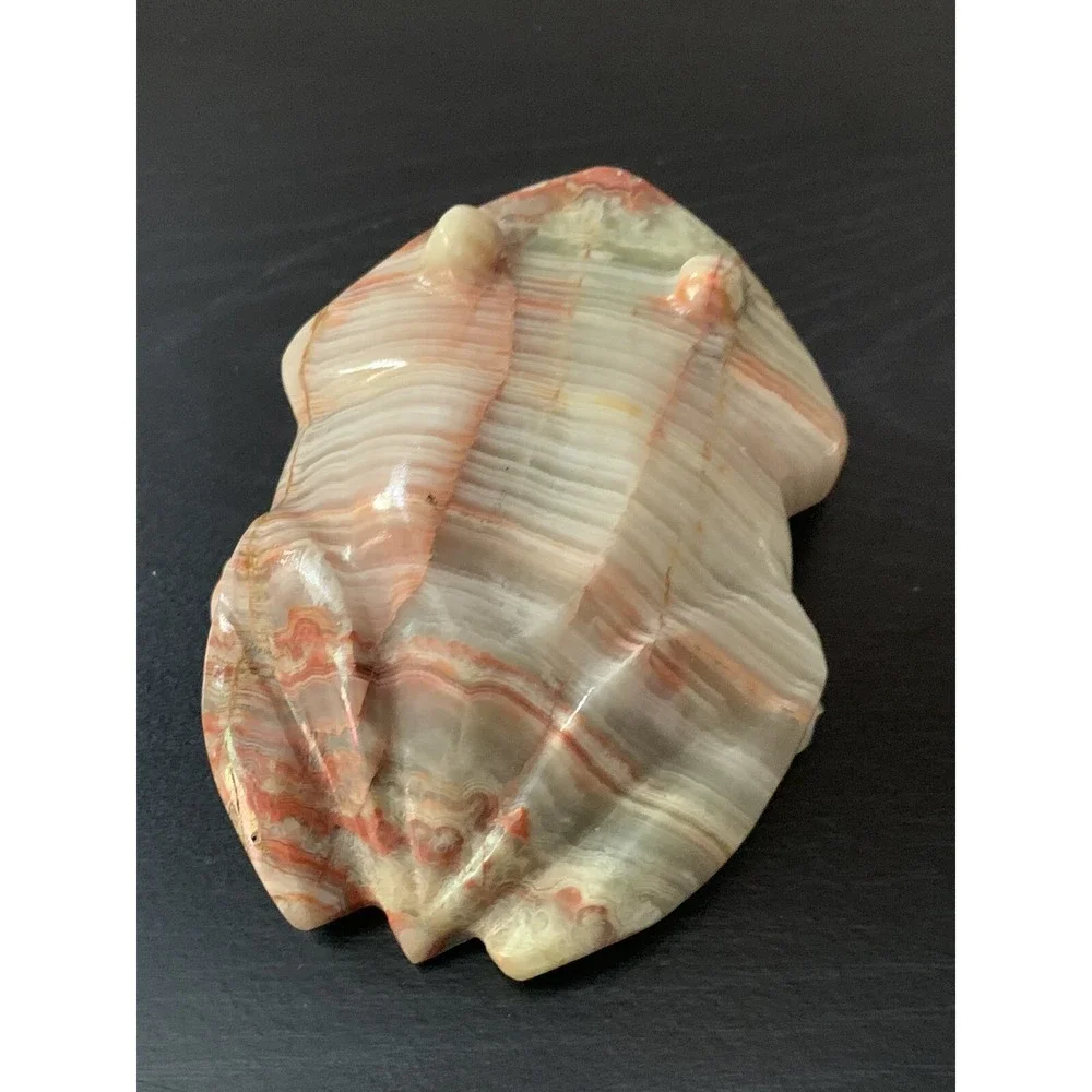 Vintage Chinese Handmade Natural Agate Frog Figurine Hand Craved Decorative